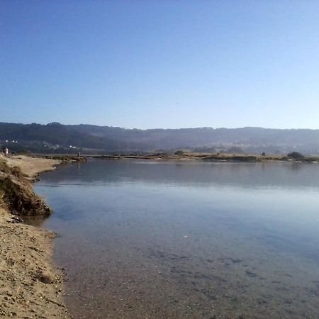 Apartamentos Turisticos San Breixo 卡尔瓦略 外观 照片