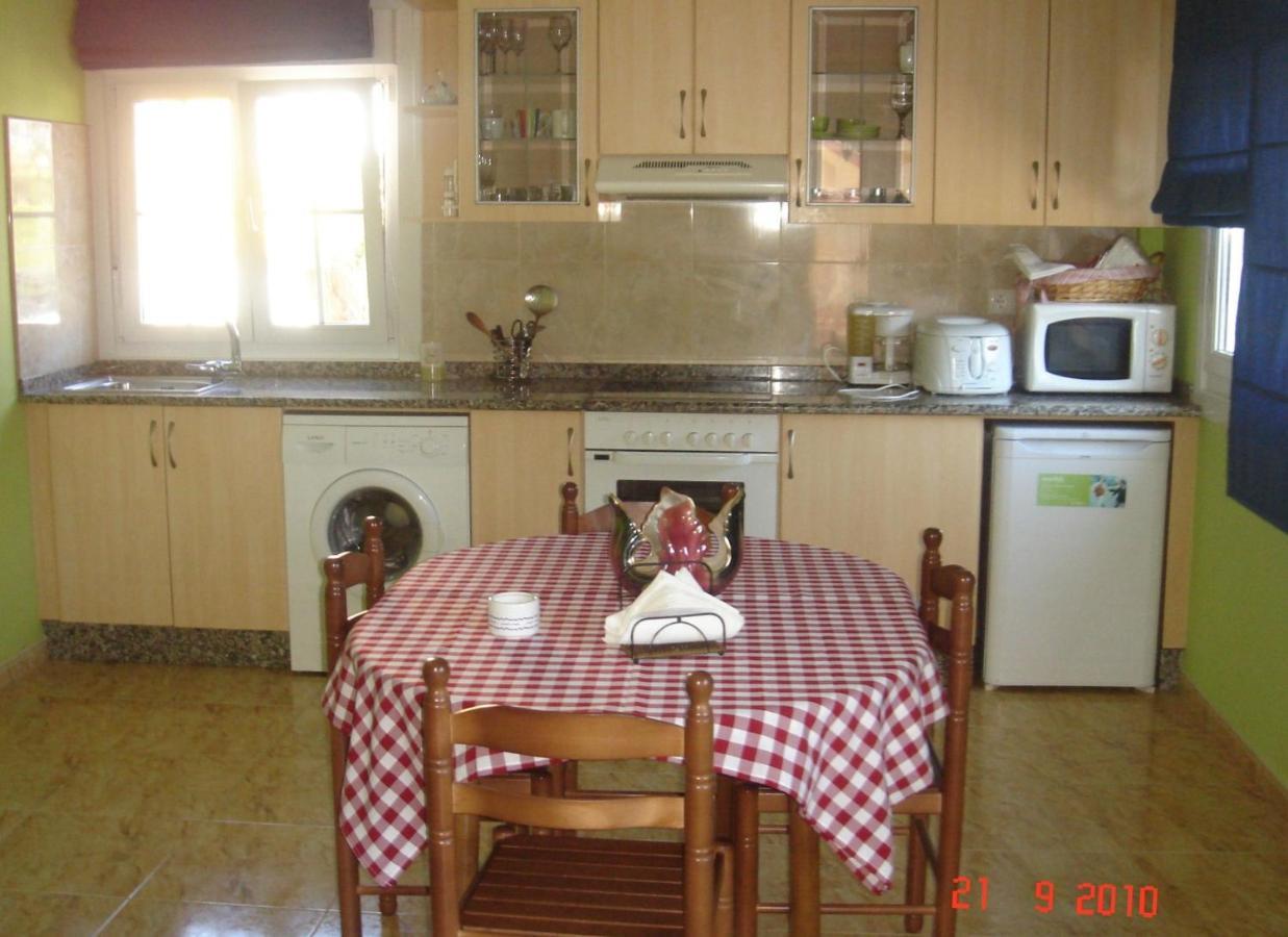 Apartamentos Turisticos San Breixo 卡尔瓦略 外观 照片
