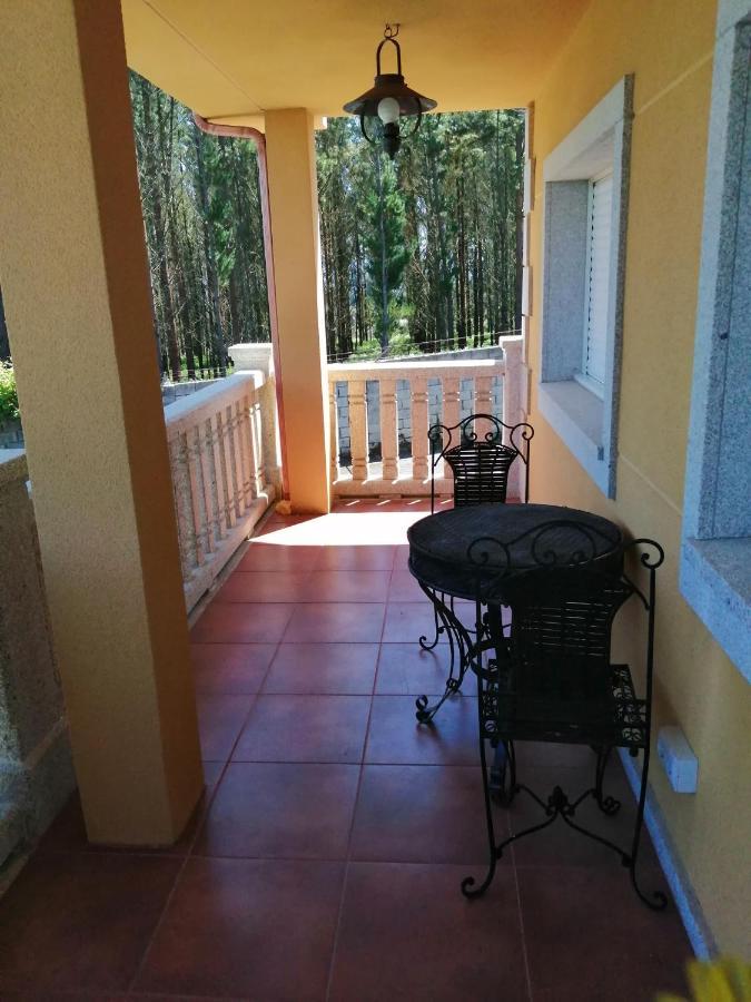 Apartamentos Turisticos San Breixo 卡尔瓦略 外观 照片
