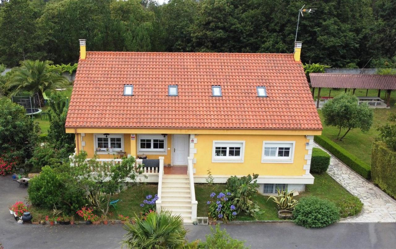 Apartamentos Turisticos San Breixo 卡尔瓦略 外观 照片